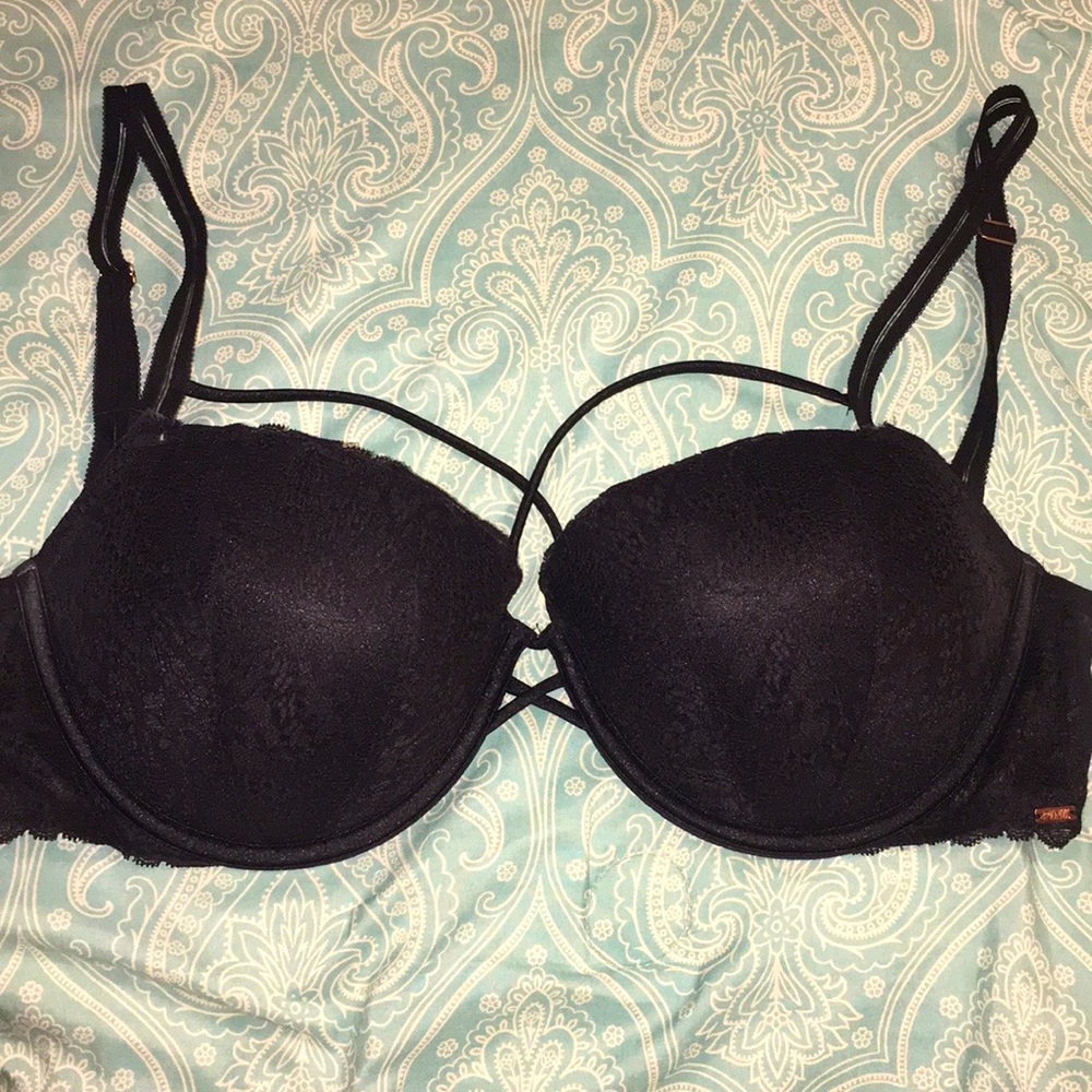 Victoria’s Secret Pink Strappy Push-up Bra